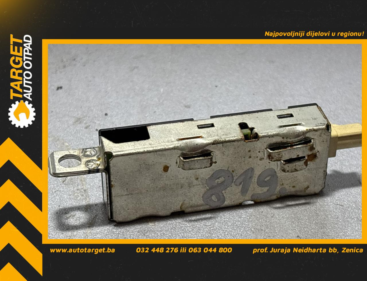 DIJELOVI ANTENA AUDI A4 (B8) > 12-15 2.0 8K9035225A