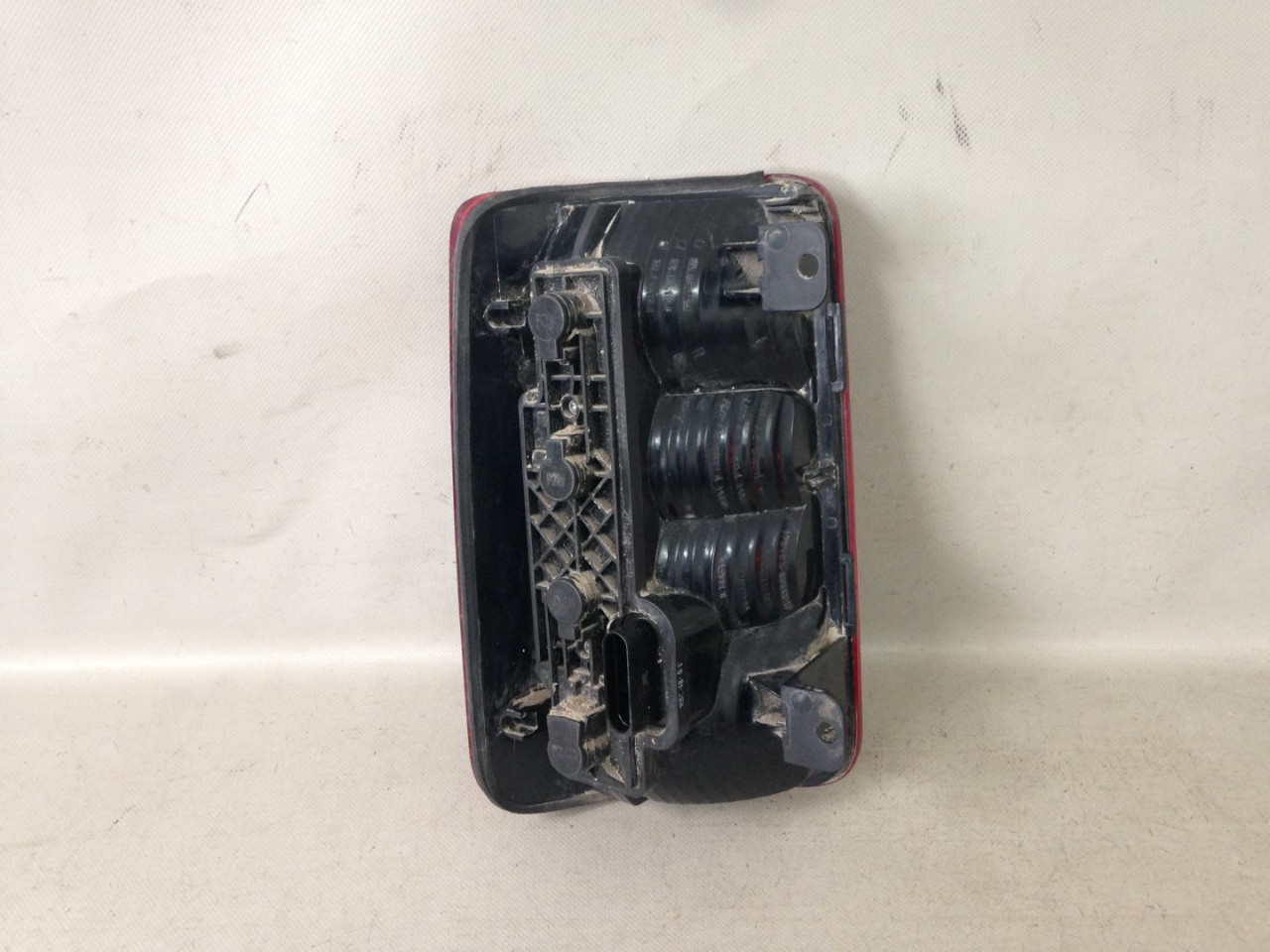 STOP SVJETLO VW CADDY > 10-15 VW906016 2K0945112C