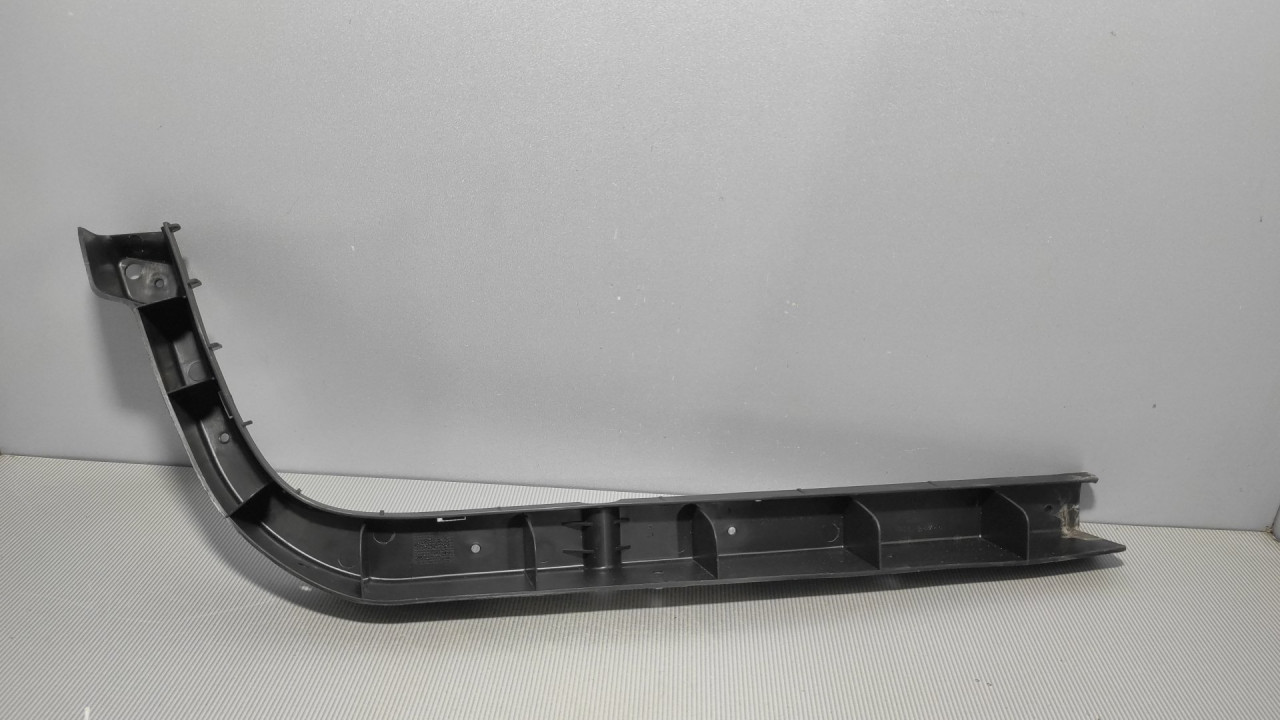 PLASTIKA BRANIKA SEAT IBIZA > 06-08 6L6807863G