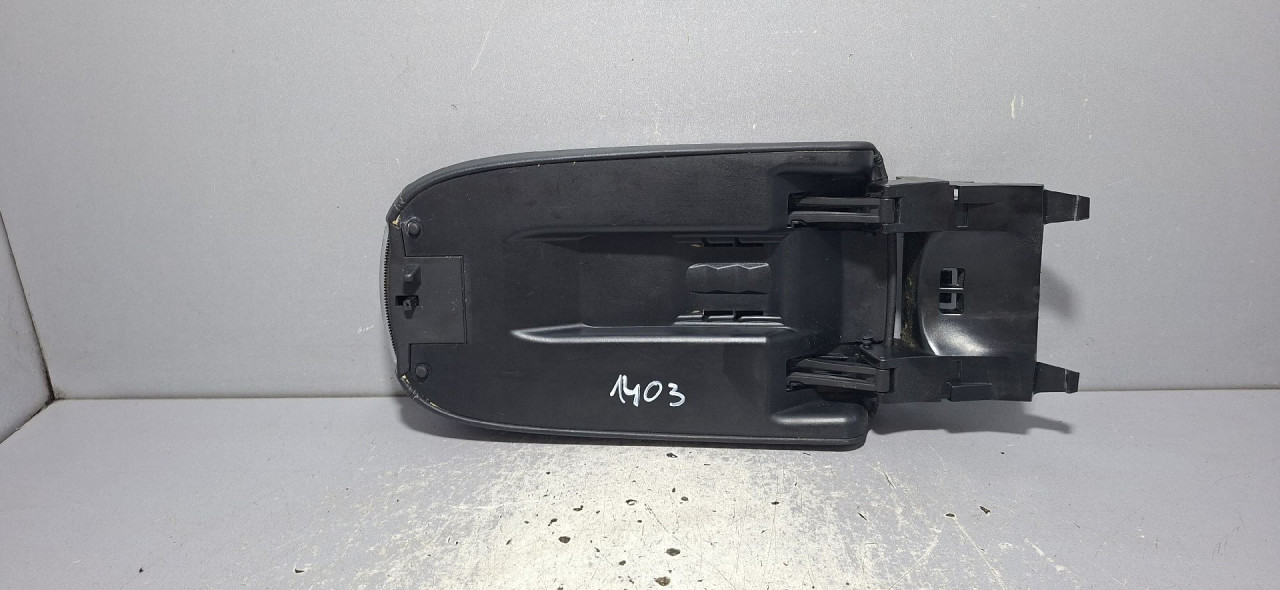 NASLONJAC ZA RUKU MERCEDES ML (W164) > 08-11 A164800251