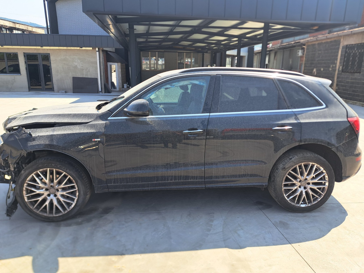 DIJELOVI AUDI Q5 2.0 DIZEL S-LINE 4X4 2016. MJENJAC MOTOR CNHA