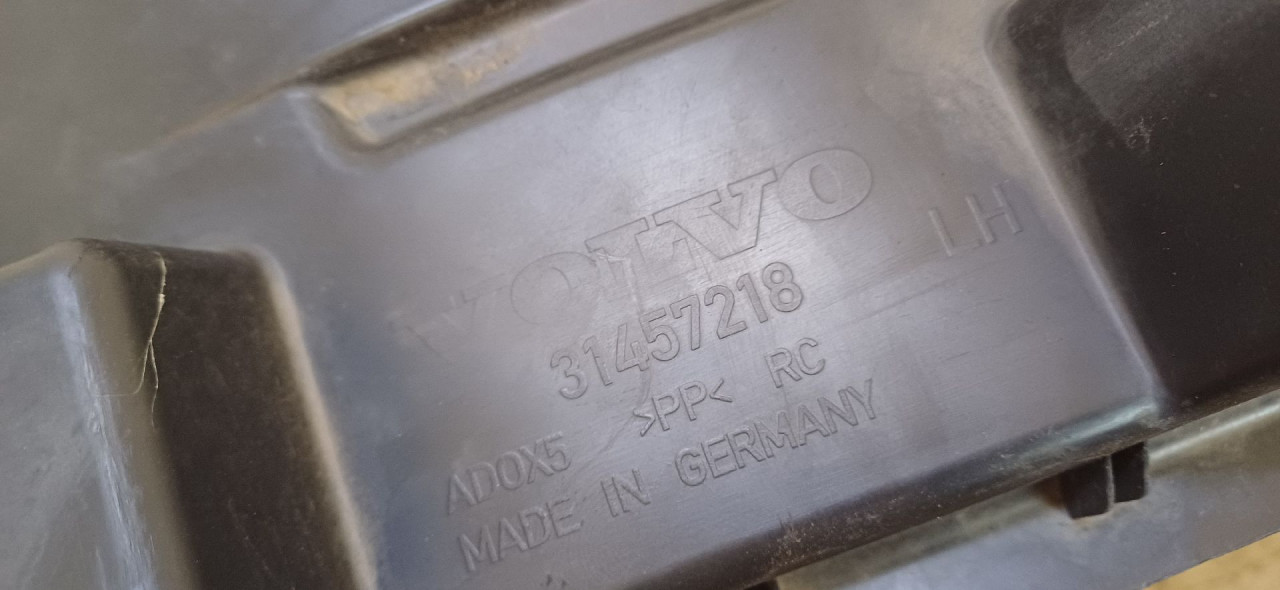 UNUTRASNJI BLATOBRAN VOLVO XC90 > 19- 31457218