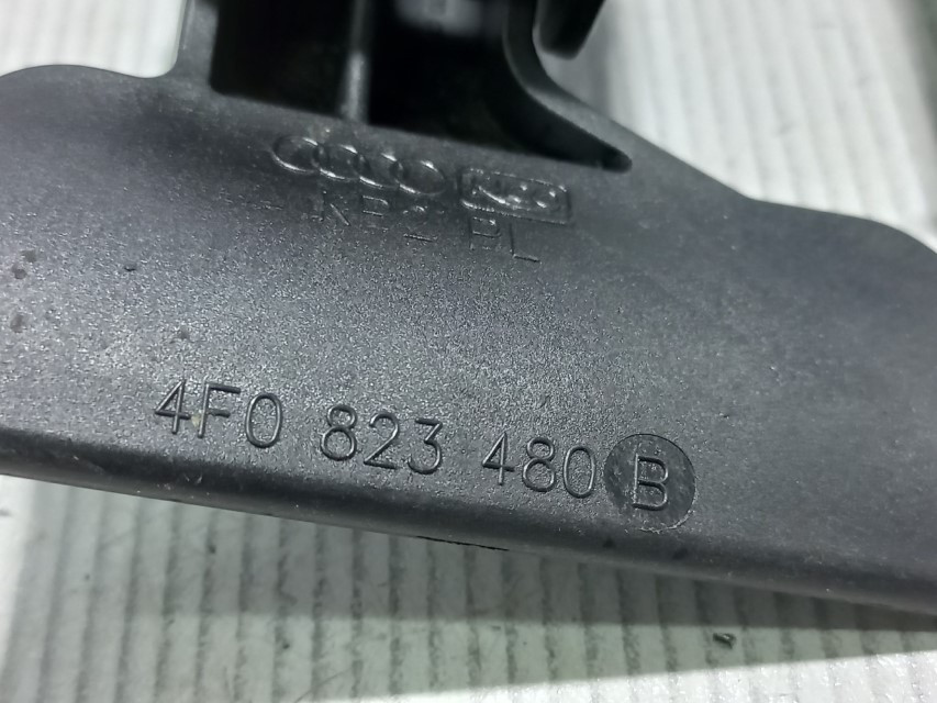 DIJELOVI BRAVA HAUBE AUDI A6 > 04-08 4F0823480B