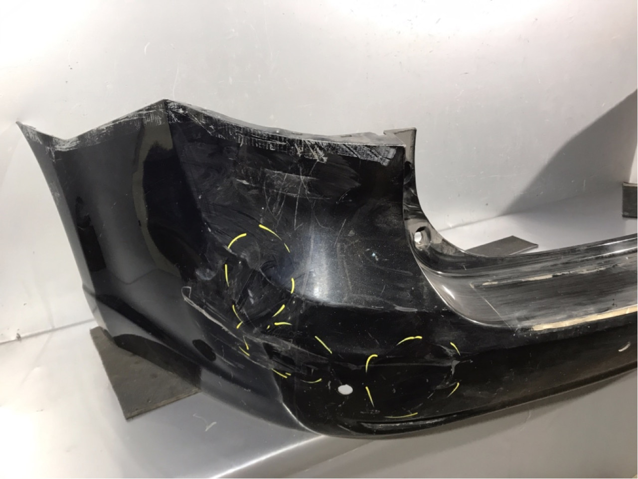 DIJELOVI BRANIK TOYOTA AVENSIS > 09-11 5215905150