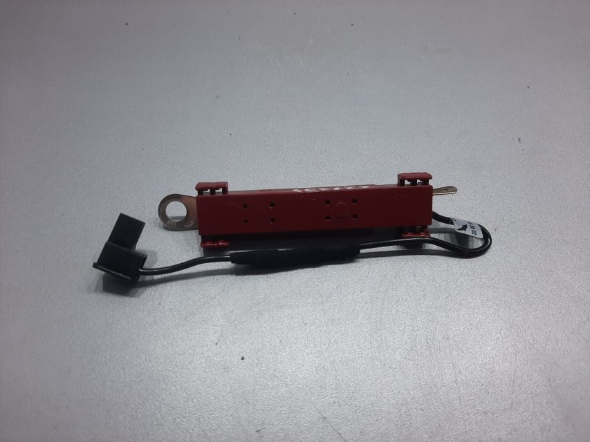 DIJELOVI ANTENA VOLVO S40/V50 > 04-07 8673656