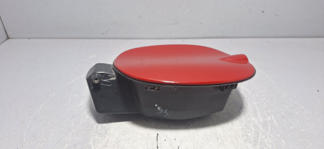 DIJELOVI POKLOPAC REZERVOARA FIAT 500L > 12-17
