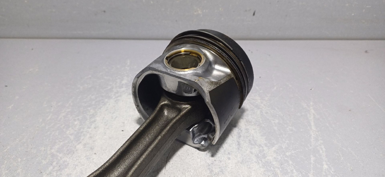 DIJELOVI KLIP VW PASSAT B7 > 10-14 2.0