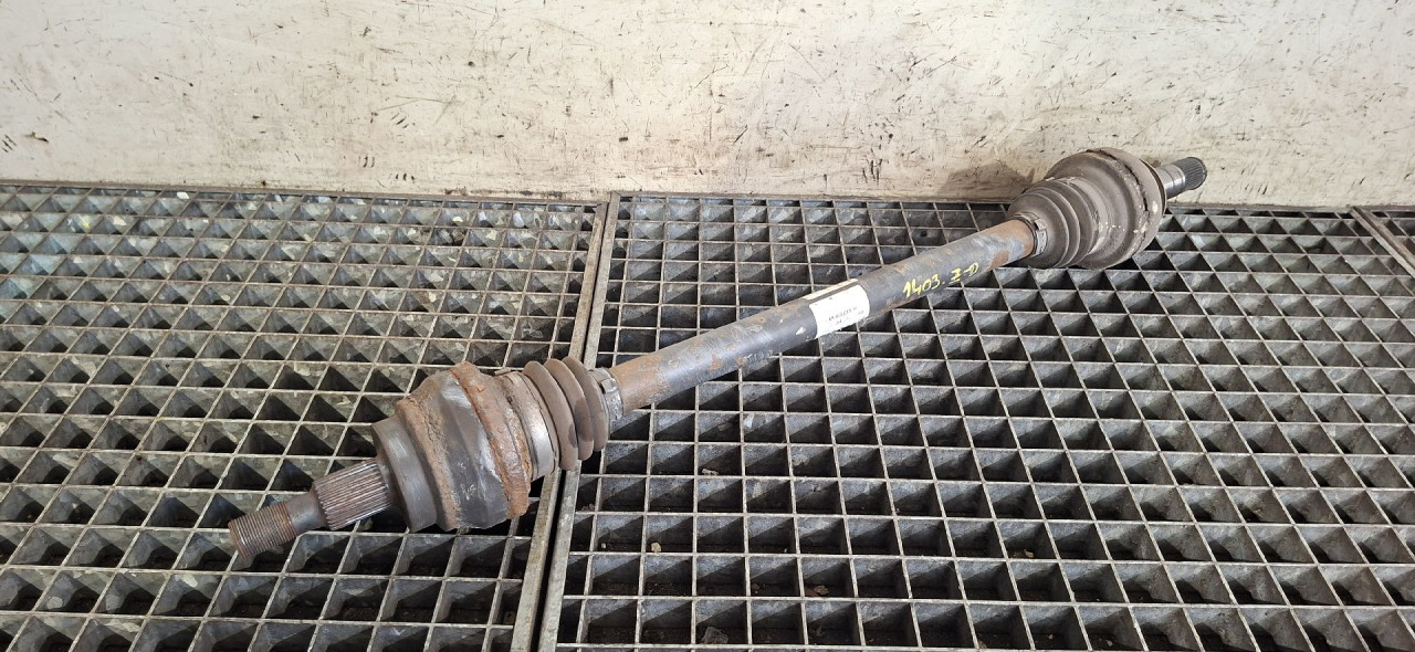 DIJELOVI POLUOSOVINA MERCEDES ML (W164) > 08-11 3.0