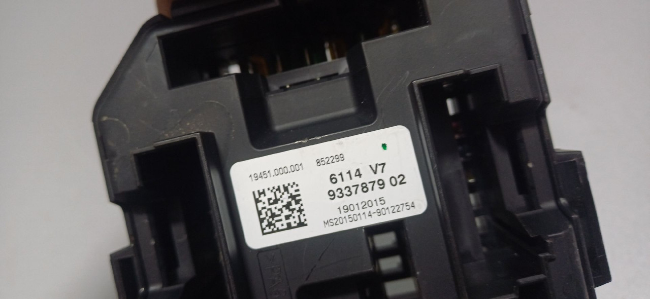 ELEKTRONIKA KUTIJA OSIGURACA BMW SERIJA 3 (F30/F31) > 15-18 93378