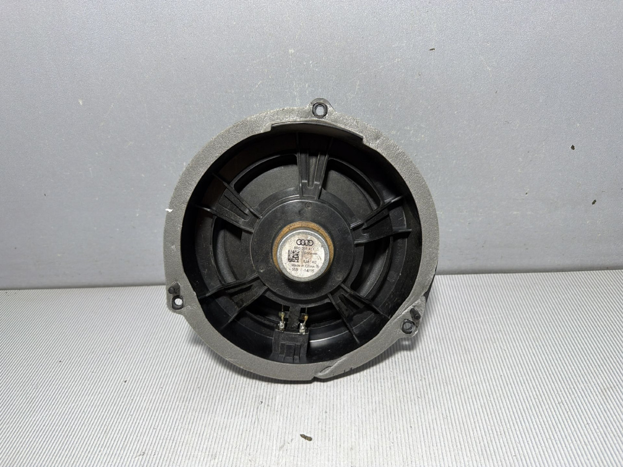 DIJELOVI ZVUCNIK AUDI Q5 > 12-16 2.0 8R0035411