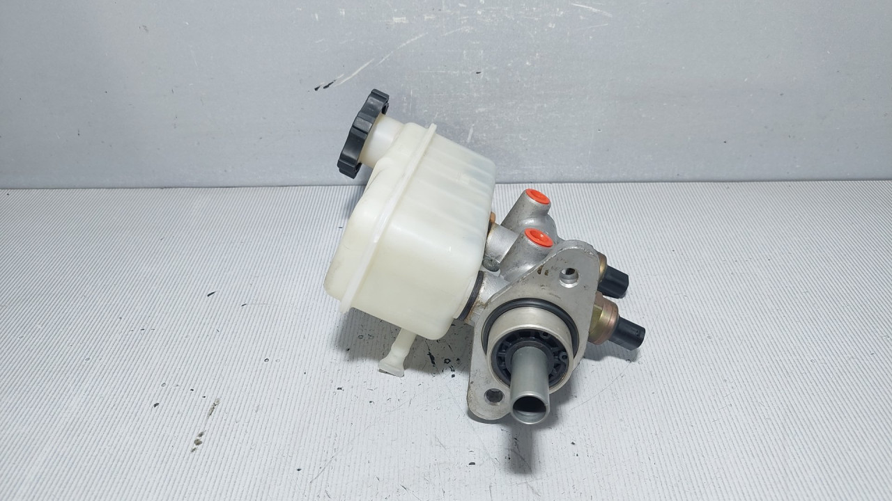 GLAVNI KOCIONI CILINDAR SSANGYONG RODIUS > 04- BM111098