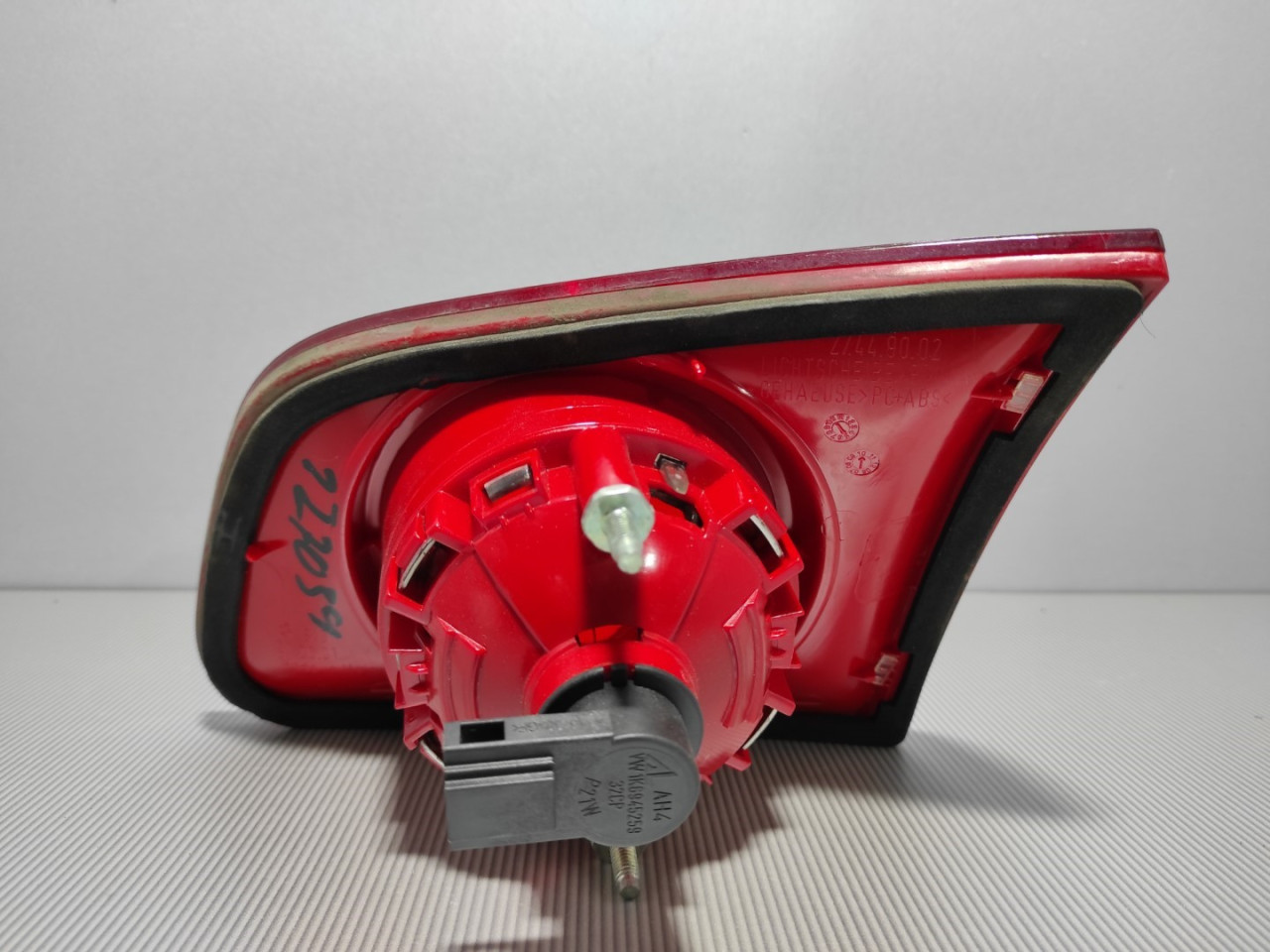 STOP SVJETLO VW PASSAT B6 > 05-10 3C9945093