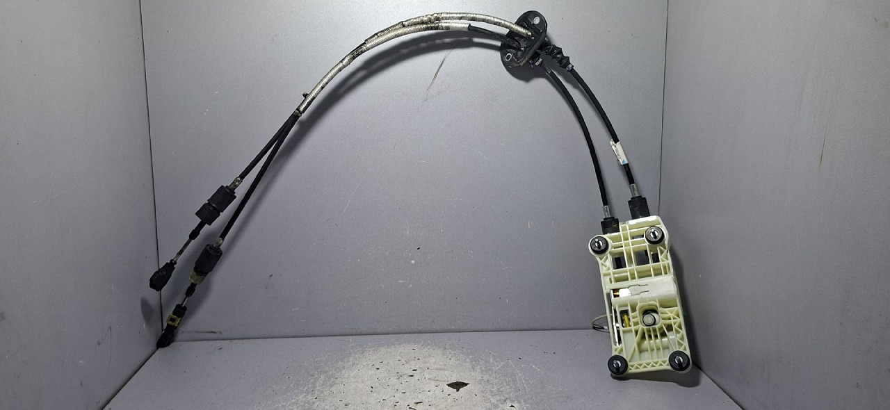 DIJELOVI SALTEBLA VOLVO V40 > 12-16 2.0 31367420