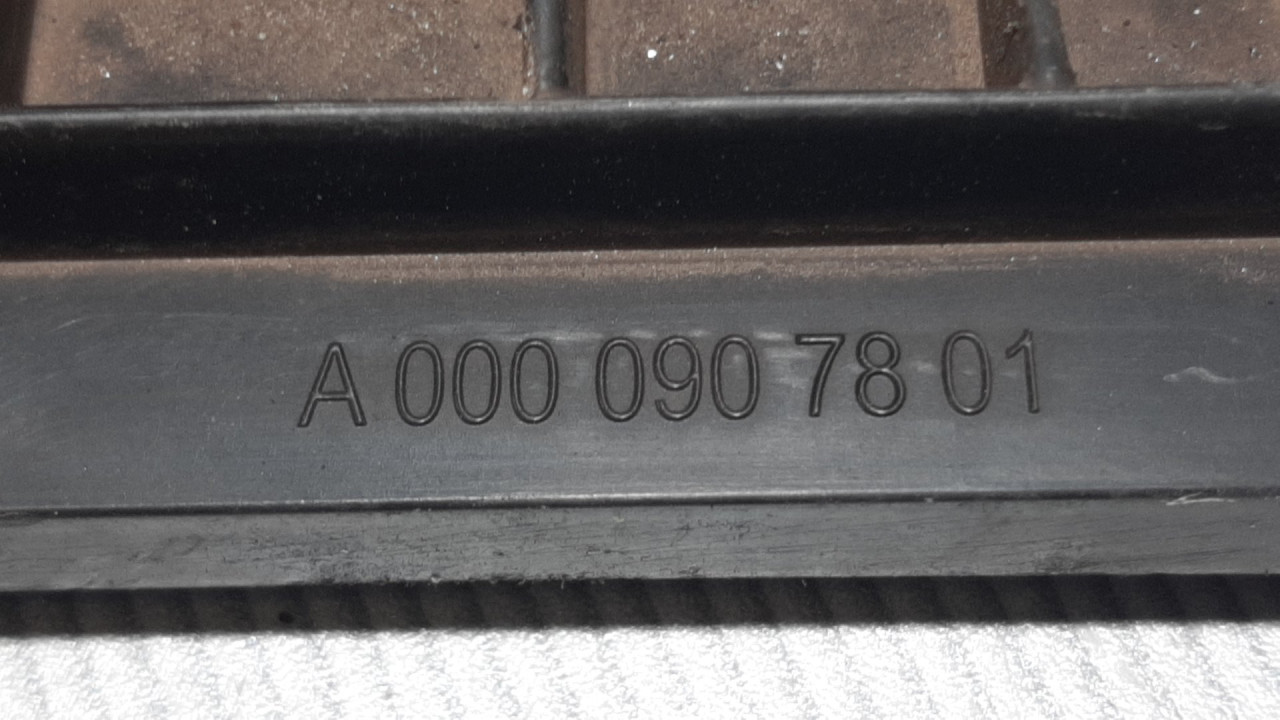 PLASTIKA MERCEDES SPRINTER > 13-18 A0000907801