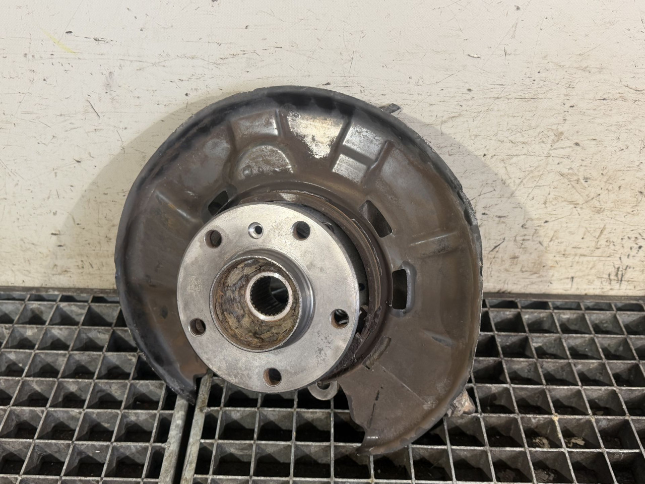 DIJELOVI GLAVCINA BMW SERIJA 1 (F20/F21) > 11-15 280813P