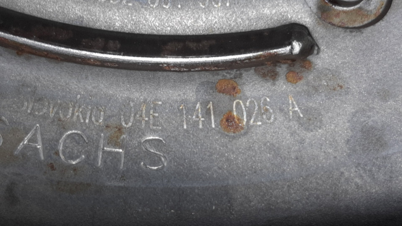 DIJELOVI KORPA VW POLO > 14-17 04E141026A