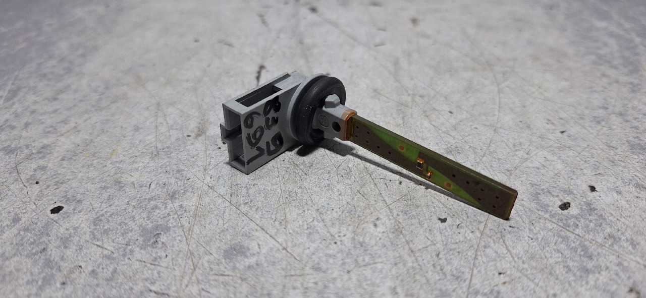 DIJELOVI SENZOR TEMPERATURE VW PASSAT B7 > 10-14 4B0820539