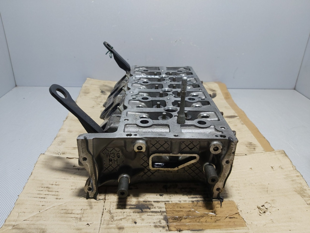 DIJELOVI GLAVA MOTORA AUDI A6 > 04-08 0594AF