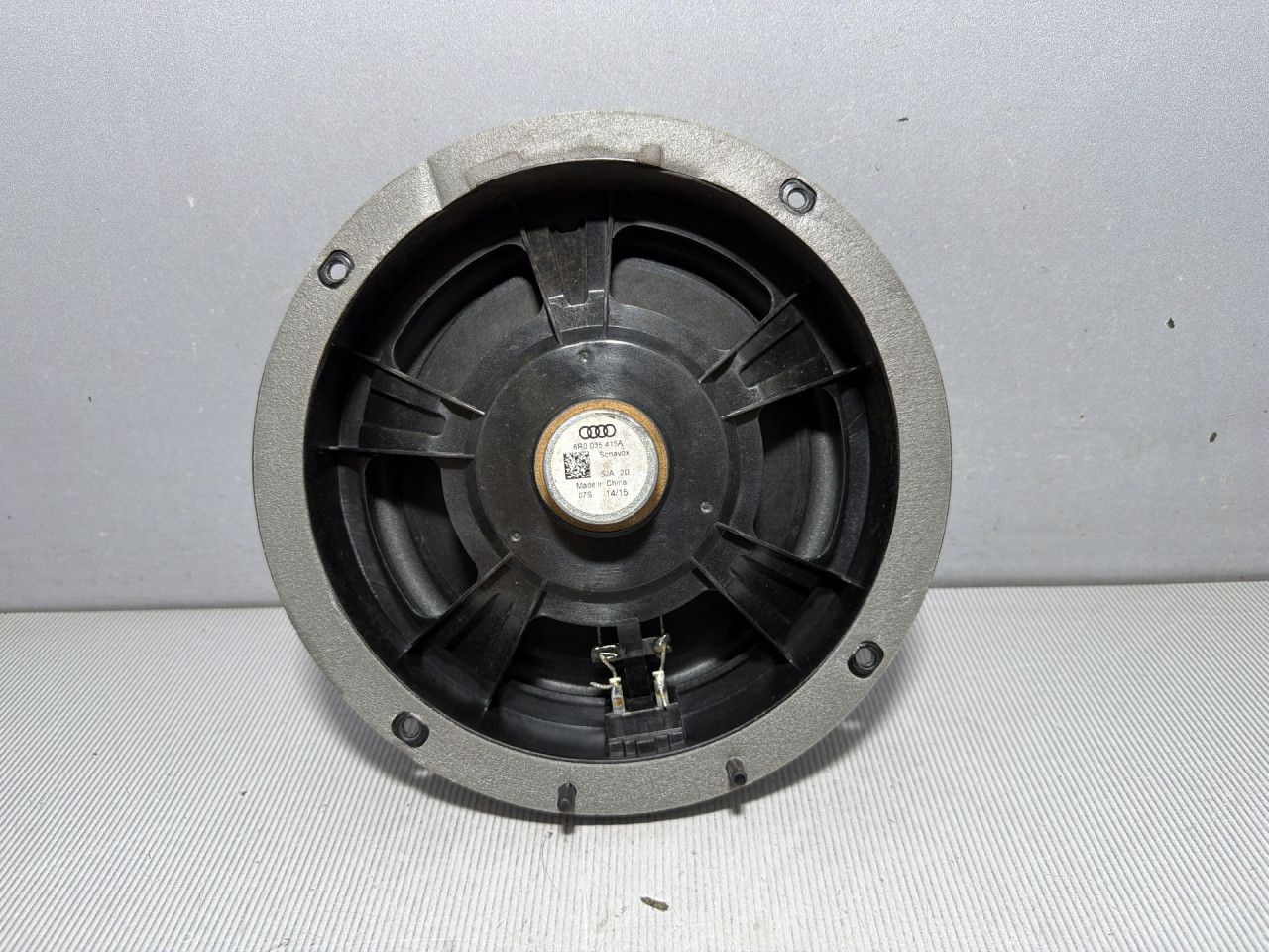 DIJELOVI ZVUCNIK AUDI Q5 > 12-16 2.0 8R0035415A