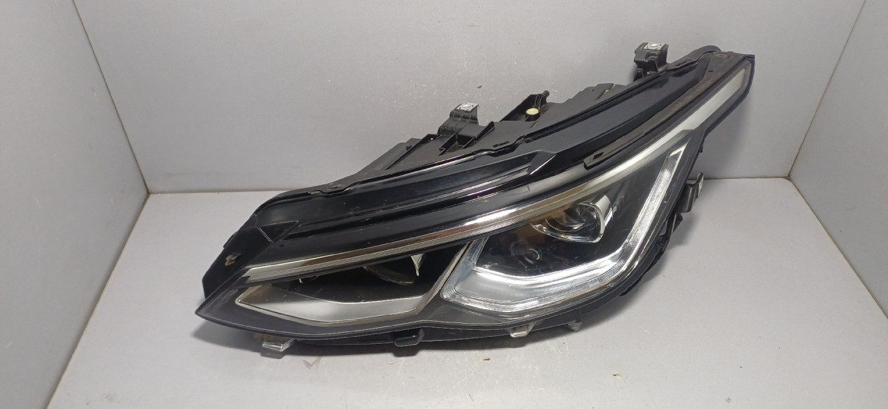 DIJELOVI FAR VW GOLF 8 > 19- 5H1941035F