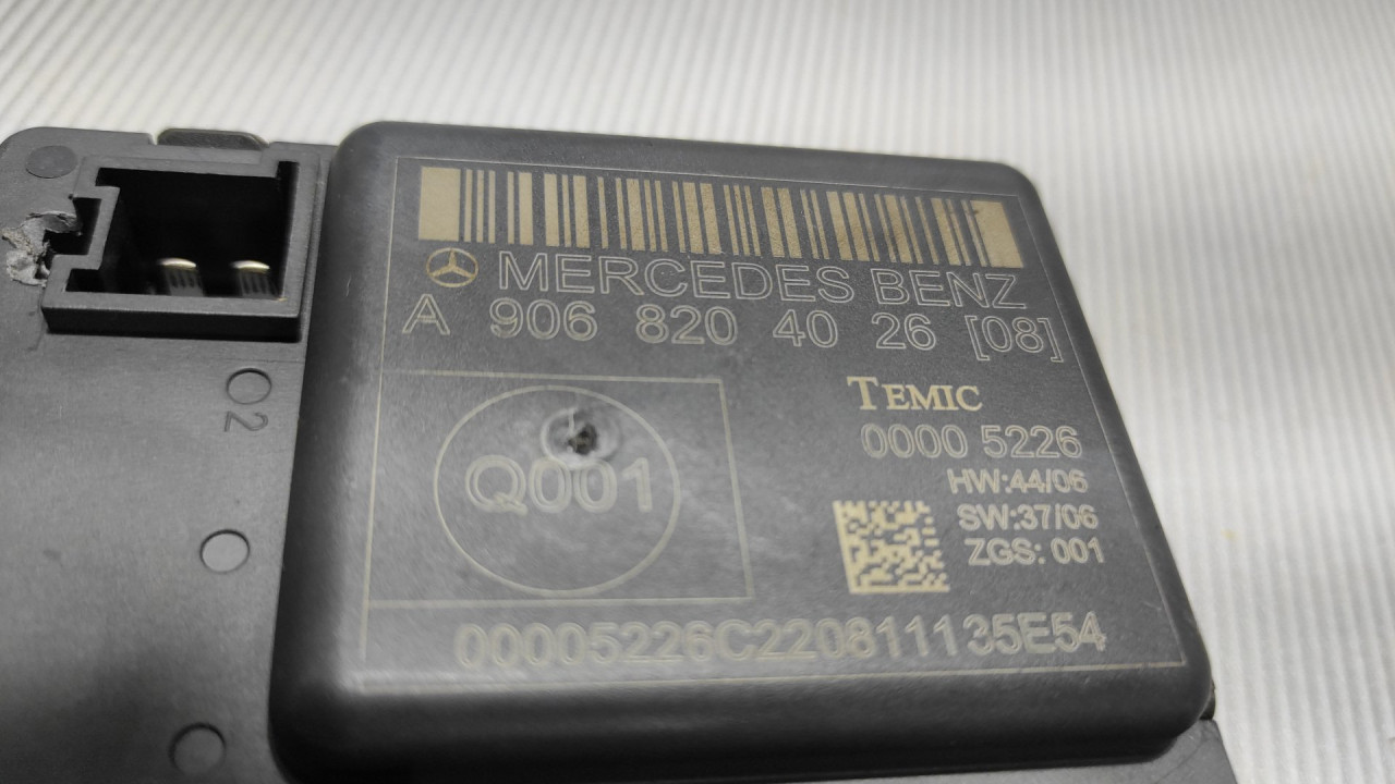 DIJELOVI ELEKTRONIKA MODUL VW CRAFTER > 05-11 A9068204026