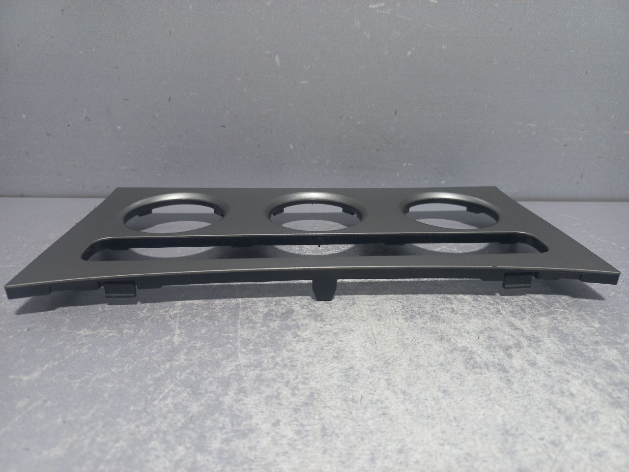 DIJELOVI BLENDA VW PASSAT B6 > 05-10 3C0863100