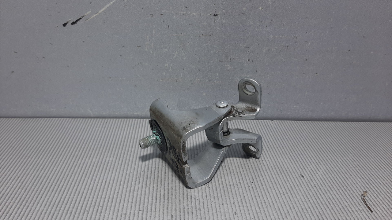 BAGLAMA GEPEKA VW GOLF 6 > 08-12 5K6827301A