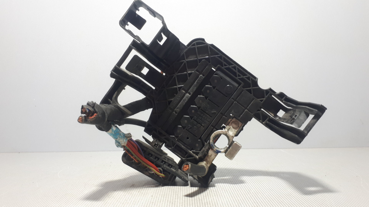 DIJELOVI KLEMA VW POLO > 09-14 6R0937550A