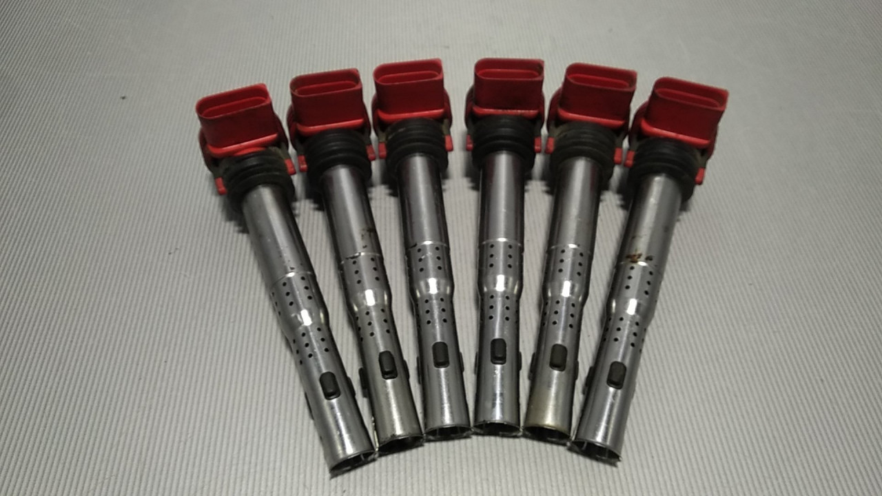 DIJELOVI BOMBINA AUDI A6 > 04-08 06E905115