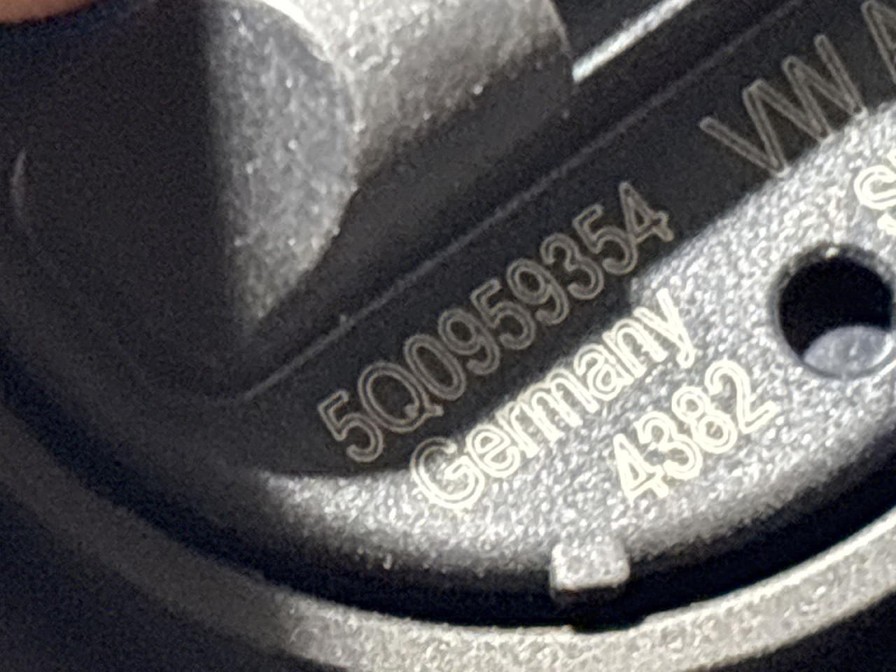 DIJELOVI SENZOR AIRBAGA VW GOLF 7 > 12-16 5Q0959354