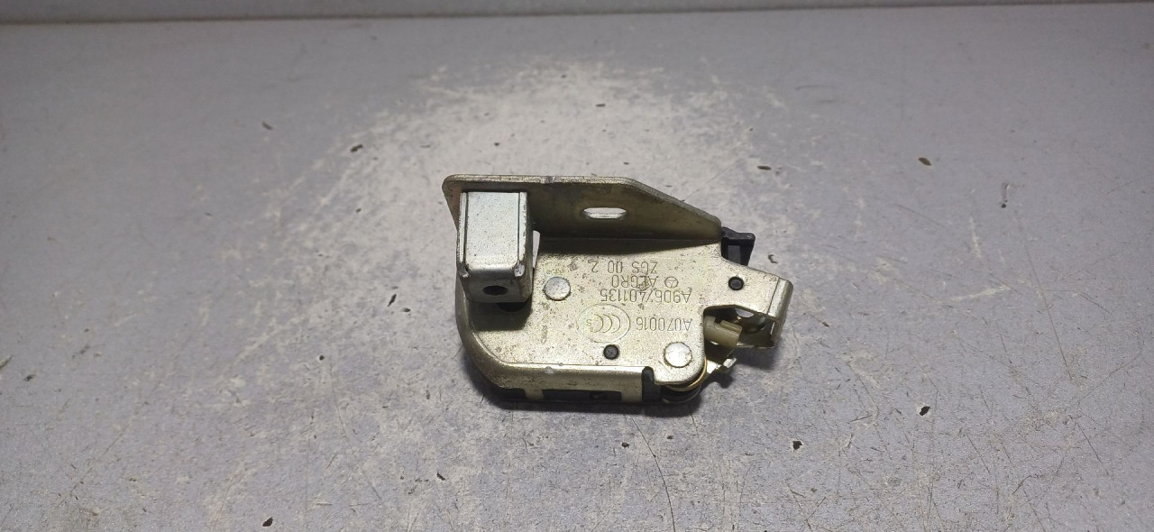 DIJELOVI BRAVA VRATA VW CRAFTER > 11-16 2.0 A9067401135