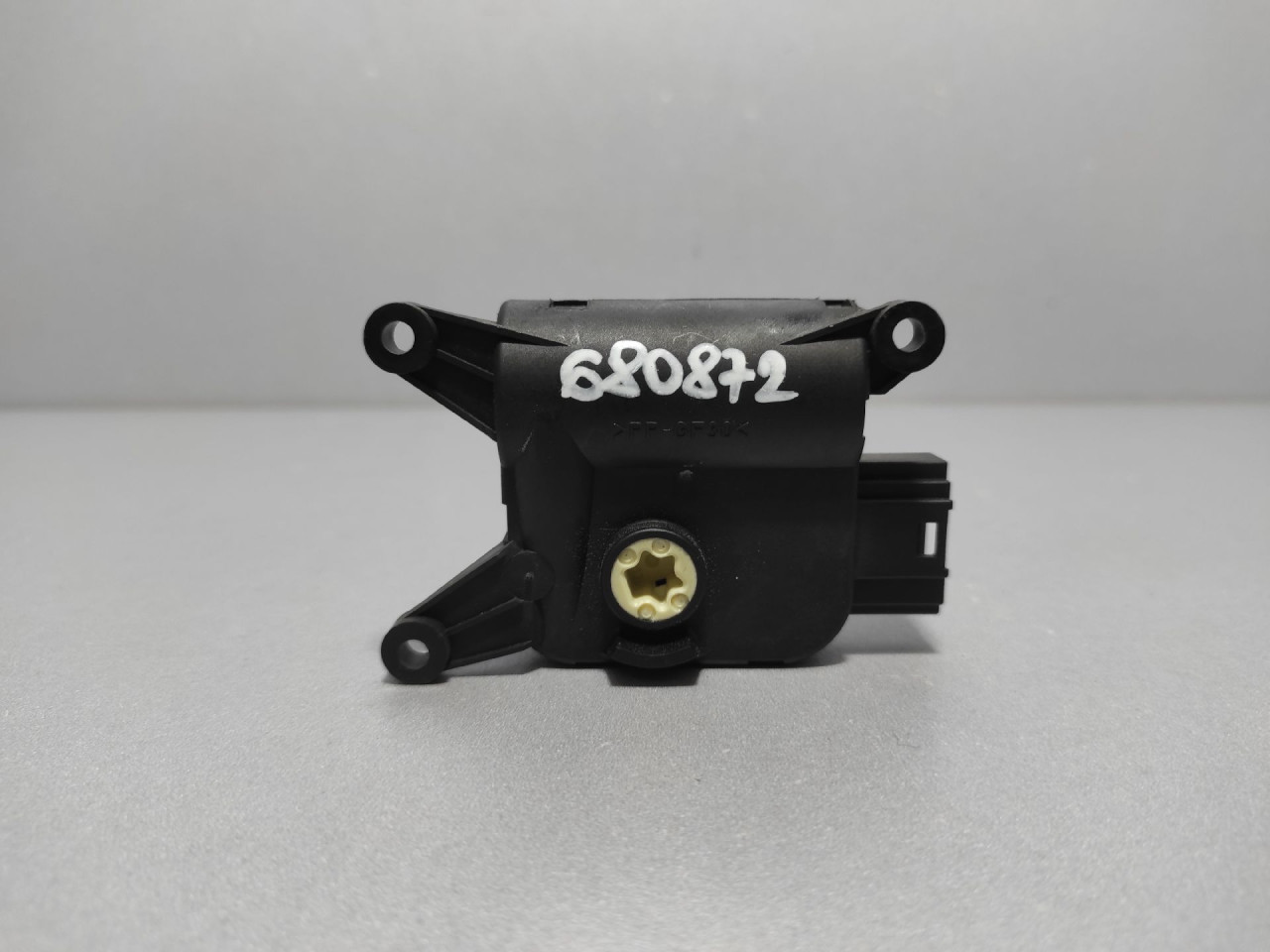 MOTORIC KLAPNE VW PASSAT B6 > 05-10 3C0907511AM