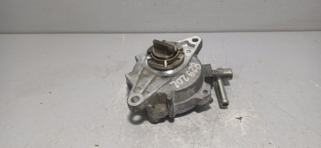 DIJELOVI VAKUM PUMPA MITSUBISHI ASX > 12-16