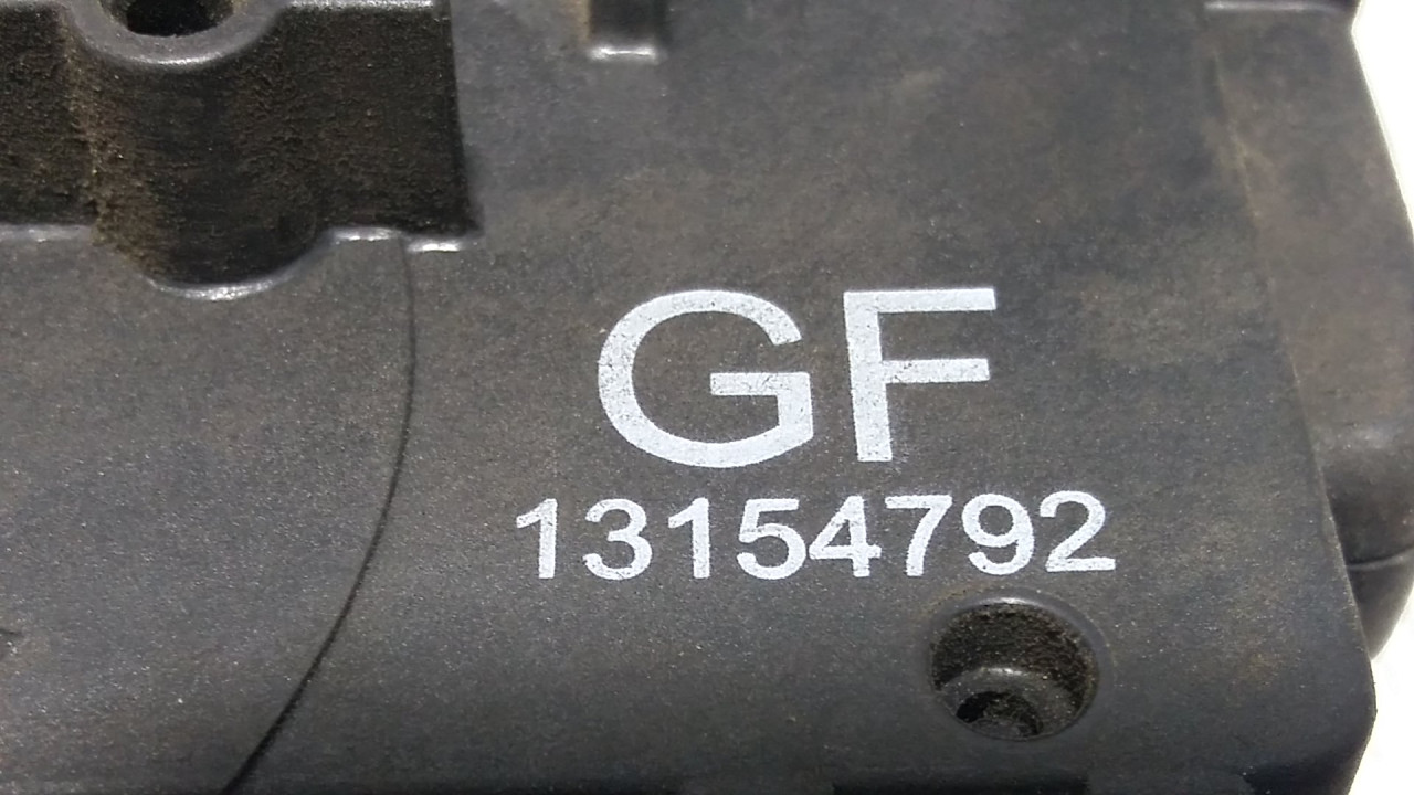 DIJELOVI BRAVA VRATA OPEL MERIVA > 03-06 13154792