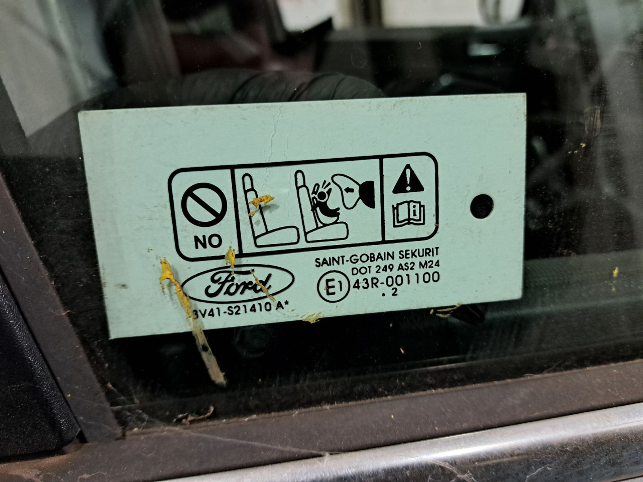 DIJELOVI STAKLO FORD KUGA > 08-12