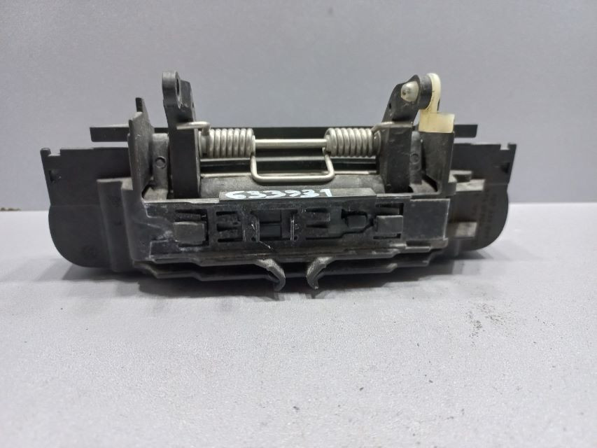 RUCKA VRATA AUDI A8 (4E) > 02-10 4E0839885