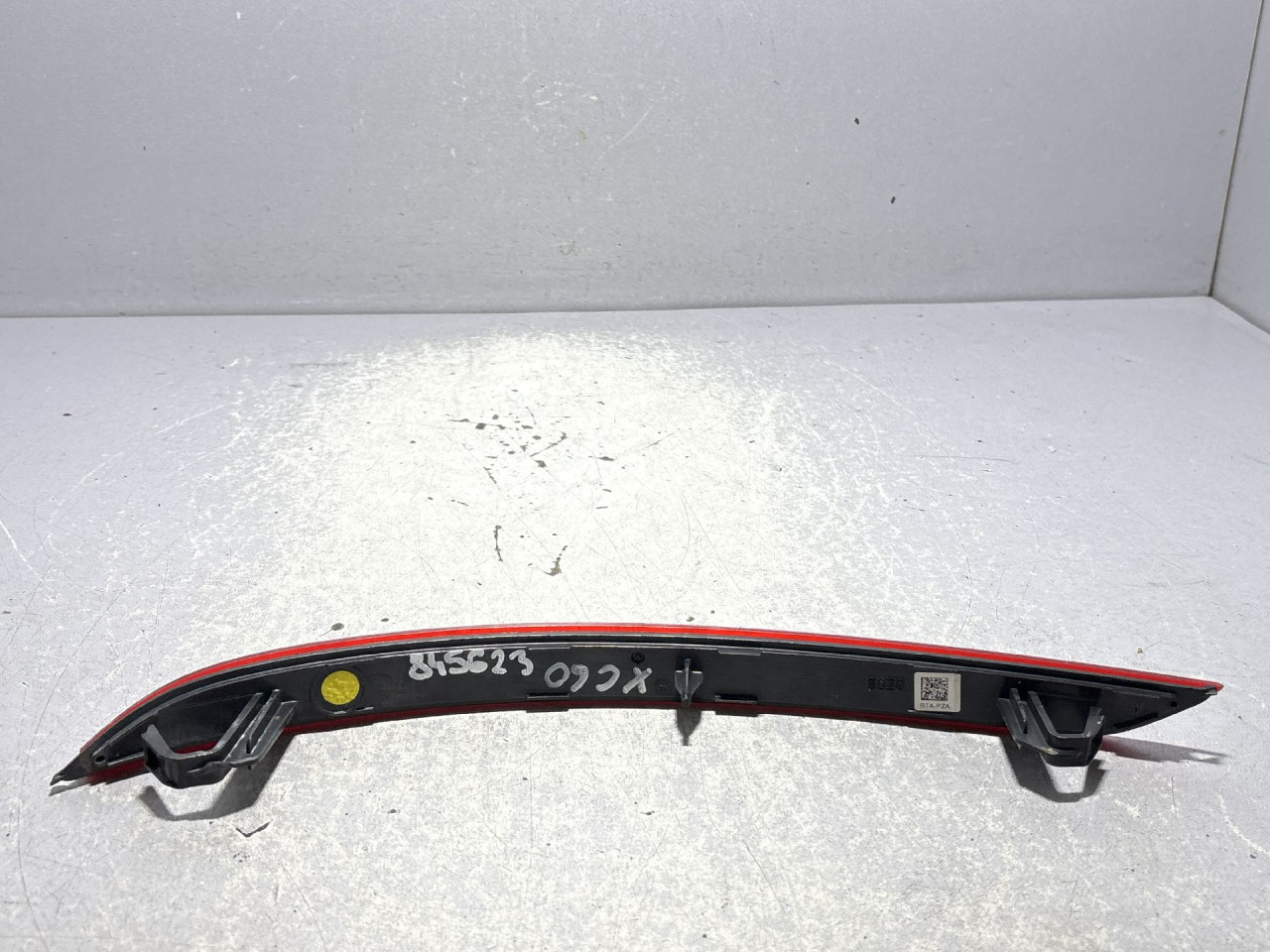 DIJELOVI KATADIOPTER VOLVO XC60 > 17- 32293627