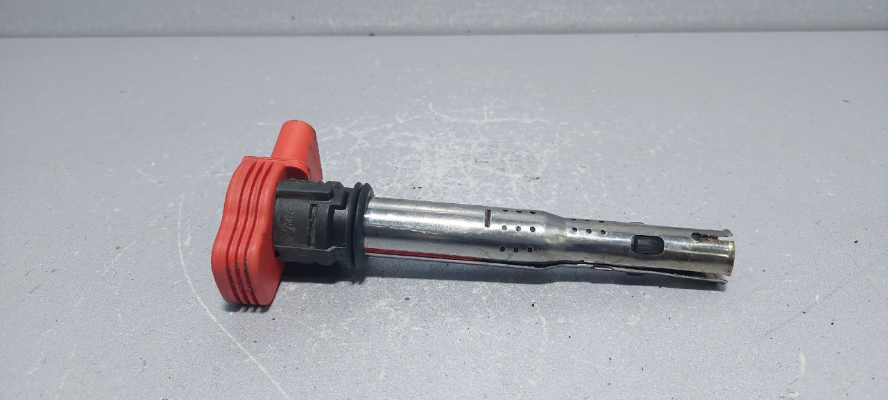 DIJELOVI BOMBINA AUDI A6 > 04-08 06E905115D