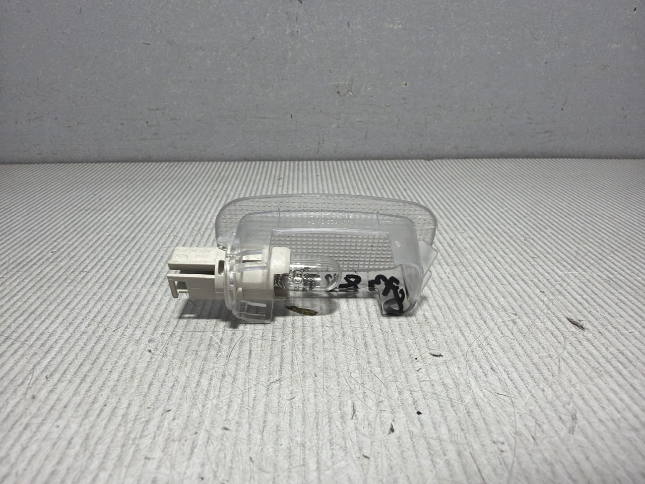 RASVJETA U KABINI MERCEDES GLA (X156) > 13-16 A2218200401