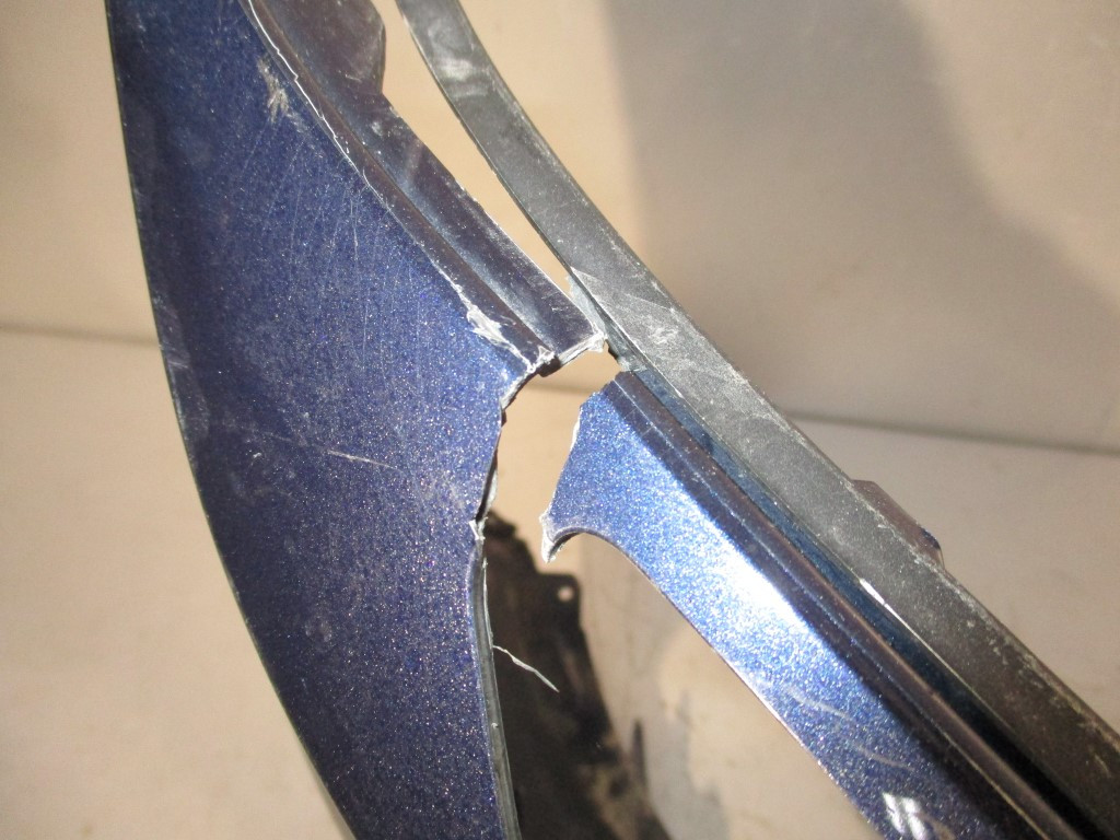 DIJELOVI BRANIK VW PASSAT B8 > 14- 3G0807221B