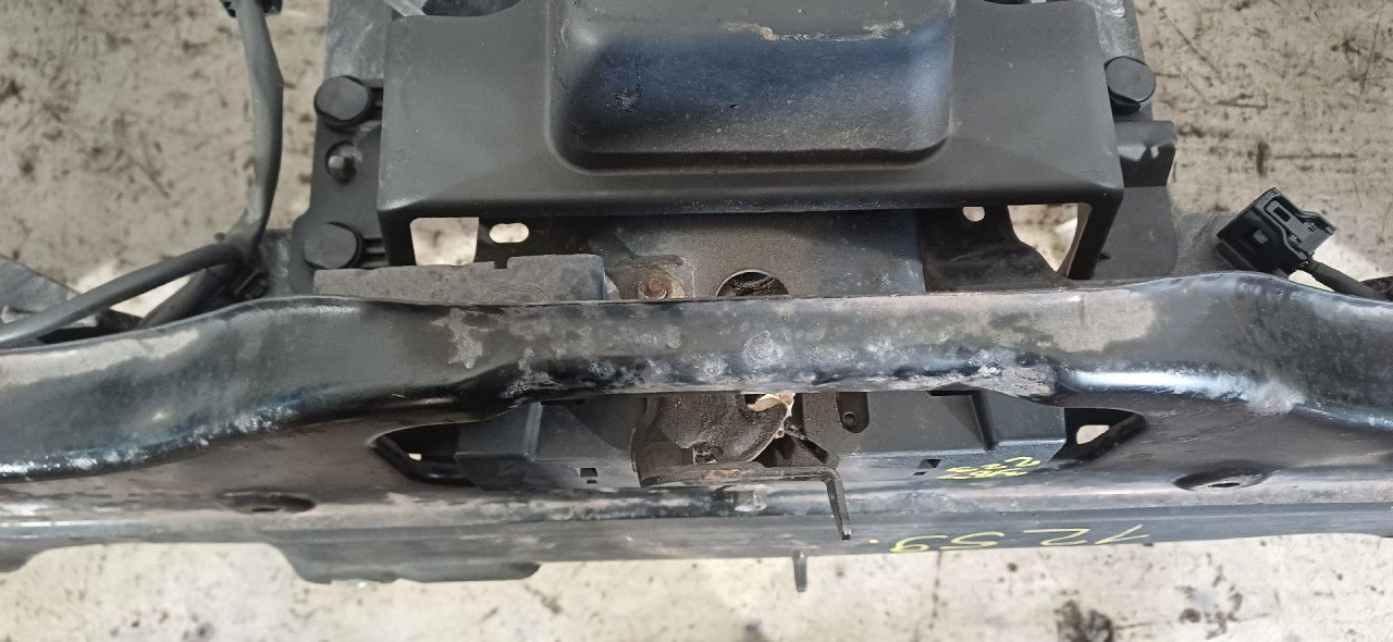 DIJELOVI BRAVA HAUBE MAZDA 6 > 13-16