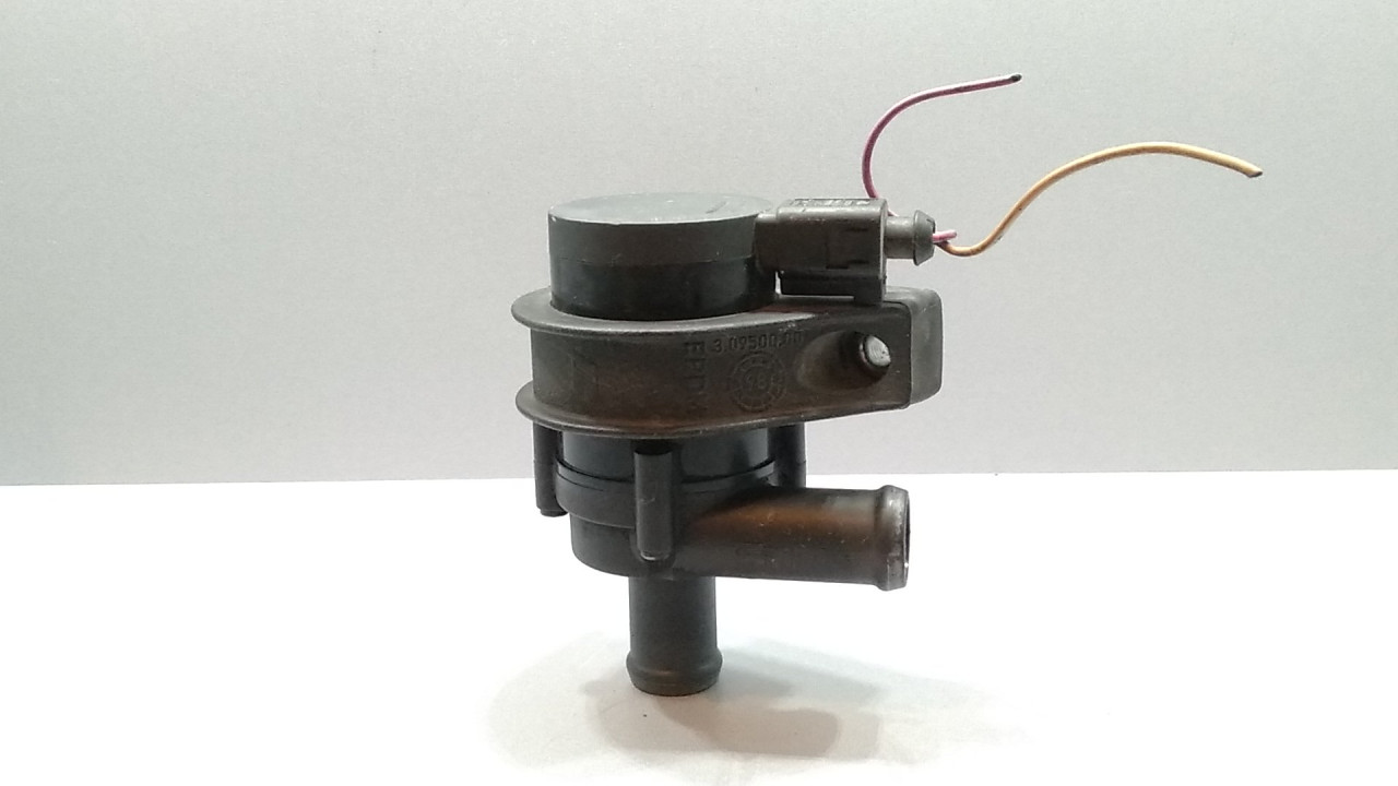POMOCNA PUMPA VODE SEAT LEON > 05-09 30950000