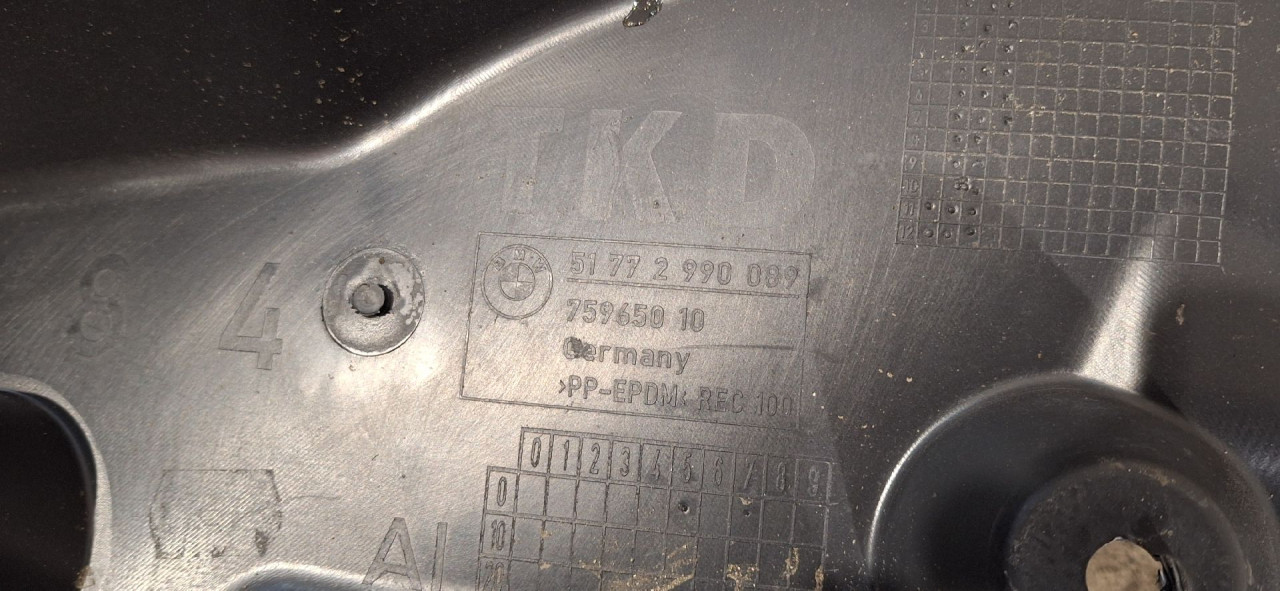 UNUTRASNJI BLATOBRAN BMW X1 (E84) > 09-12 51772990089