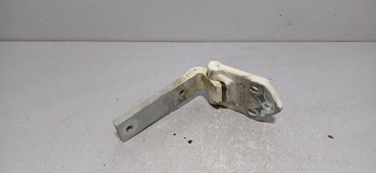 DIJELOVI BAGLAMA VW CADDY > 03-10 2K0827152C