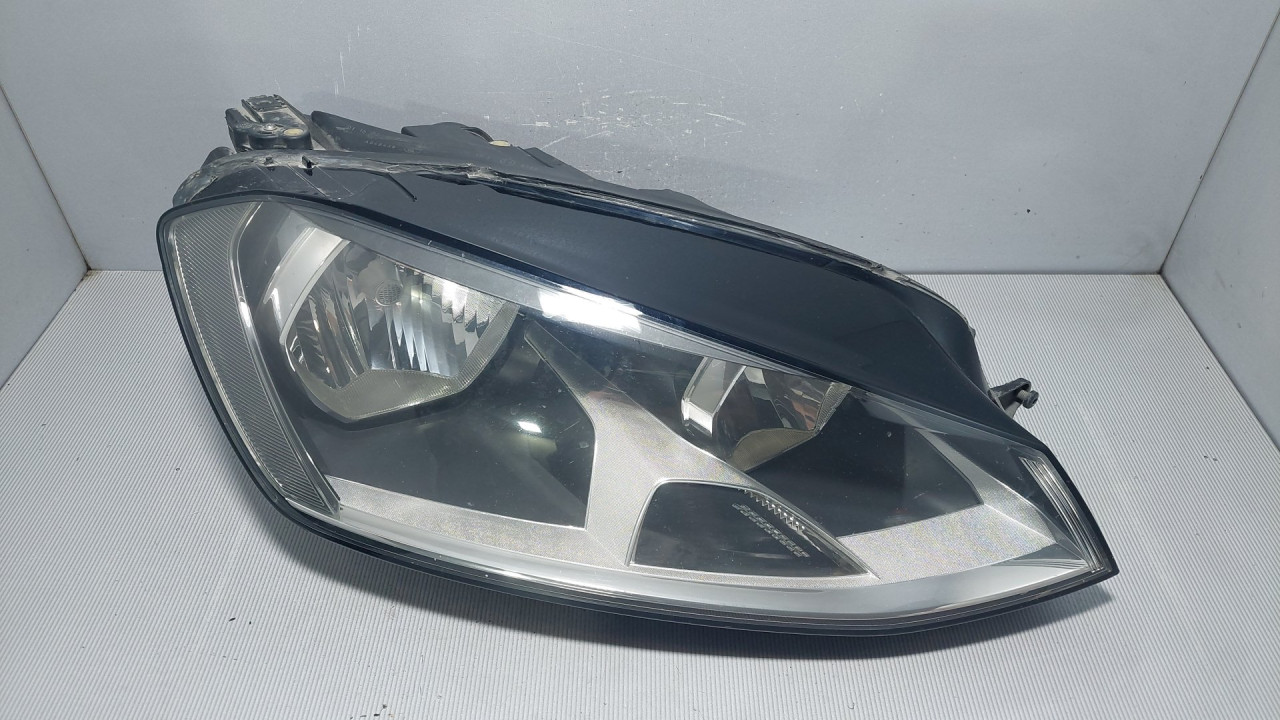 DIJELOVI FAR VW GOLF 7 > 12-16 5G1941006