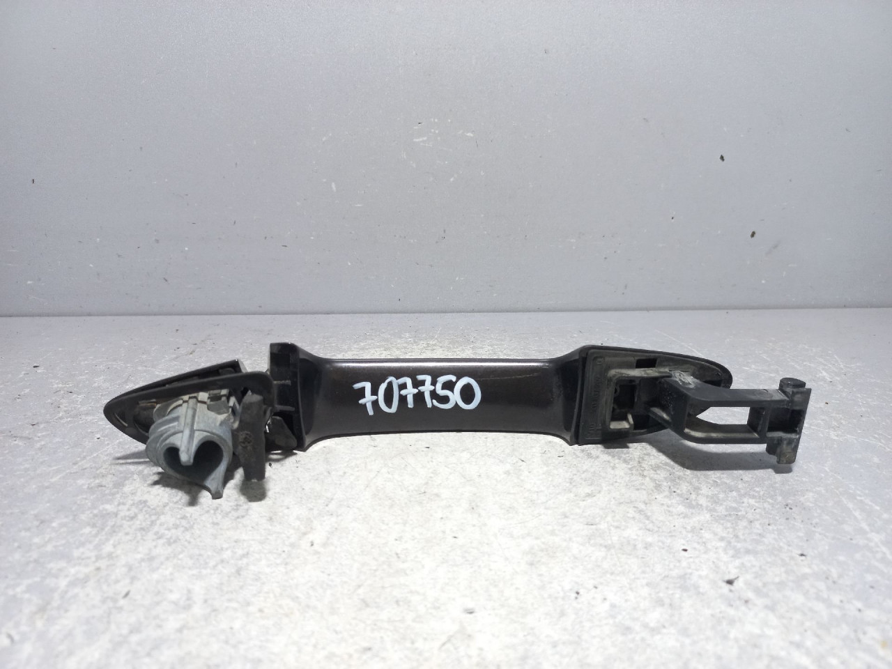 RUCKA VRATA VW PASSAT B6 > 05-10 3C0837209
