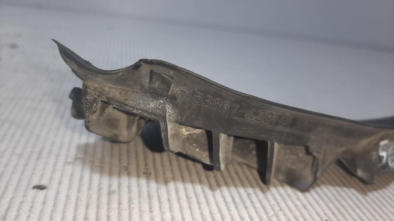 DIJELOVI PLASTIKA TOYOTA RAV 4 > 06-09 53867-42010