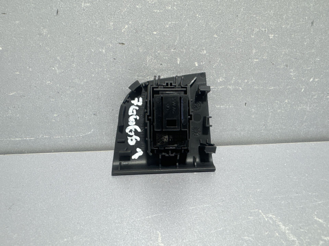 PREKIDACI PROZORA SKODA OCTAVIA > 13-16 5E0959855