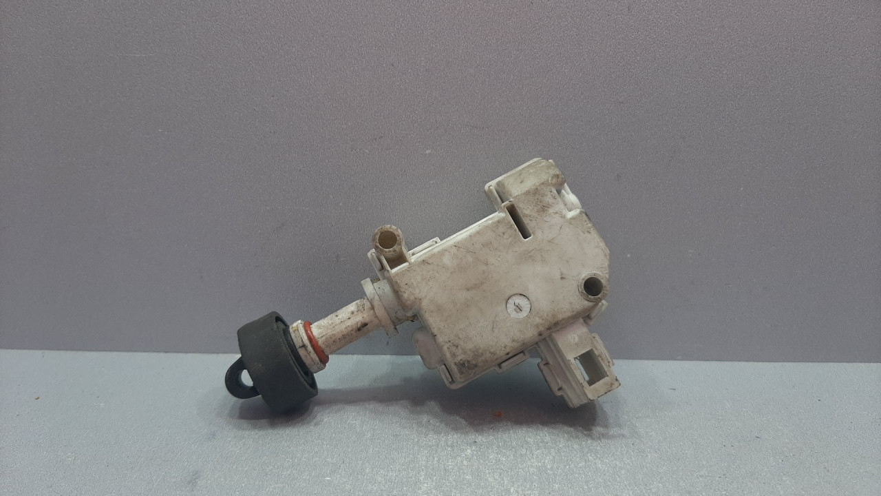 MOTORIC CENTRALNE BRAVE GEPEKA AUDI A3 > 03-08 3B095978