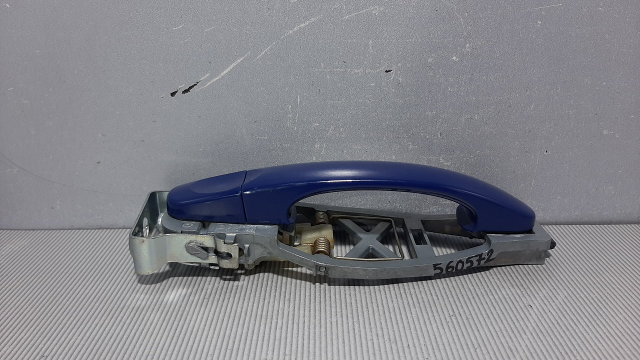DIJELOVI RUCKA VRATA VW TOURAN > 06-10 1T0837886B